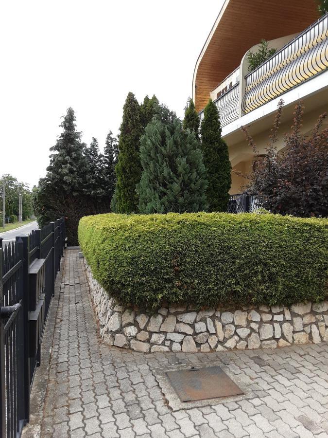 Jozefin Apartman Hévíz المظهر الخارجي الصورة